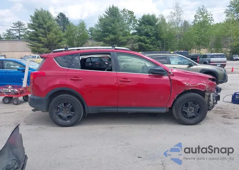 2015 Toyota Rav4 Le z USA, uszkodzony, nr VIN JTMBFREV7FD123750